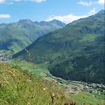 Maisonette-wohnung In Bei Sedrun - 200m Zum Bahnhof - Perfekt Fuer & Ausfluege *