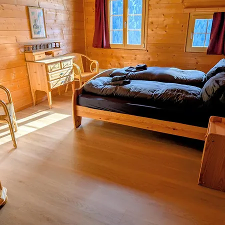 Maisonette-wohnung In Bei Sedrun - 200m Zum Bahnhof - Perfekt Für Ski&ausflüge Apartment *