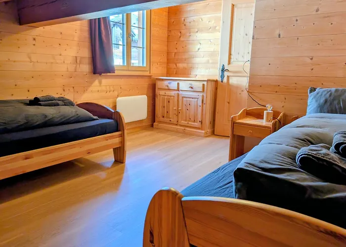 Maisonette-wohnung In Bei Sedrun - 200m Zum Bahnhof - Perfekt Fuer & Ausfluege Apartamento