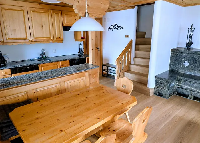 Maisonette-wohnung In Bei Sedrun - 200m Zum Bahnhof - Perfekt Fuer & Ausfluege